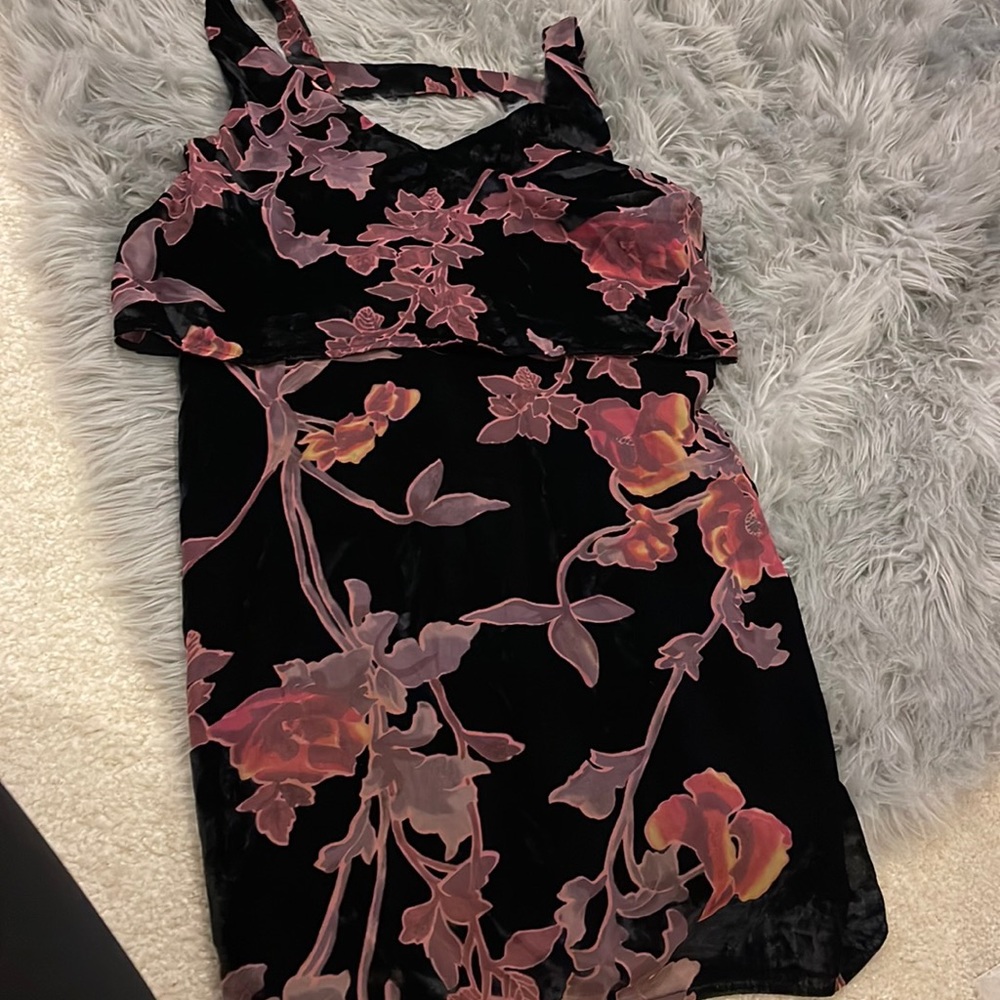 Cute velvet dress for fall and winter